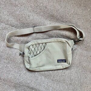 Patagonia hip belt pack